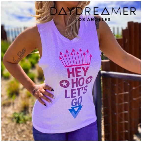 DAYDREAMER LA Womens Ramones Band White Graphic Muscle Tank Top Size Small - Picture 3 of 7
